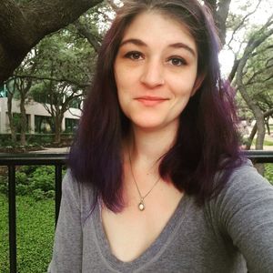 Meet your Posher, Dee